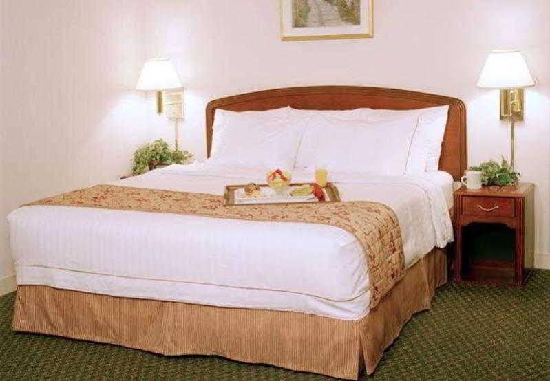 Courtyard By Marriott Bloomington Mall Of America Zewnętrze zdjęcie